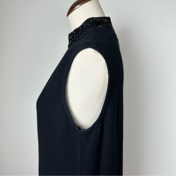 Sleeveless Black Embellished Sweater - Picture 6 of 9